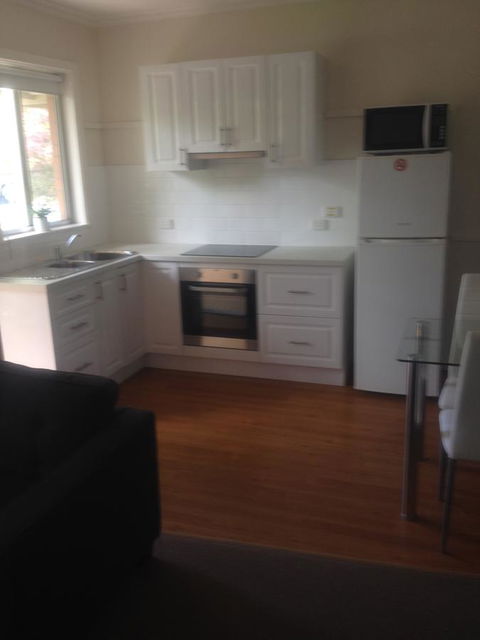 Viewhill Holiday Units - Melbourne Tourism 8