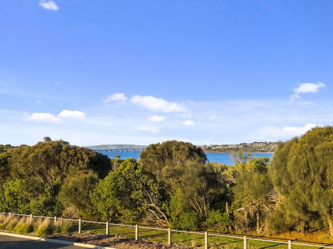 Bunya By The Sea - Melbourne Tourism 24