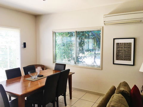 Luxury Abalina Cottages - Melbourne Tourism 37