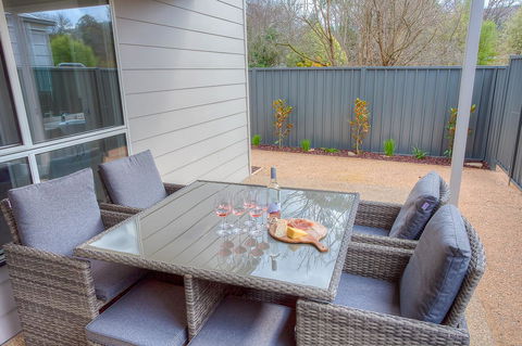 Luxury Abalina Cottages - Melbourne Tourism 8
