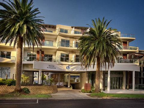 The Waves Apartments - Melbourne Tourism 1