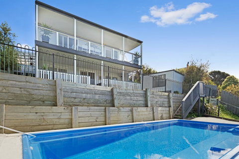 Peninsula Retreat - Melbourne Tourism 21