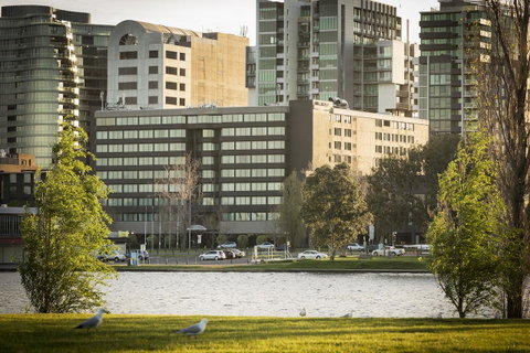 Pullman Melbourne Albert Park - Melbourne Tourism 1