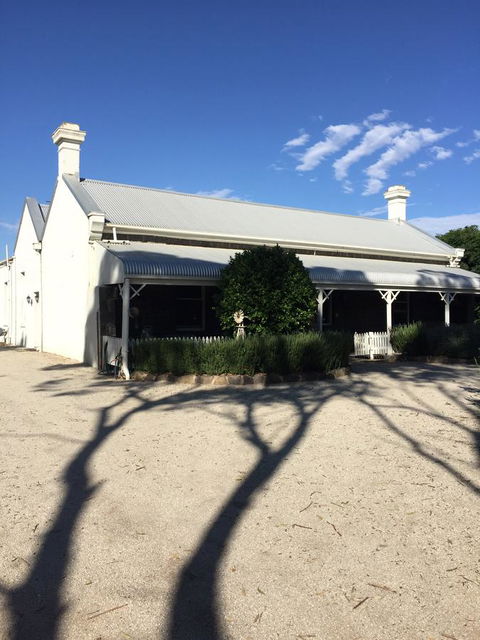 Little River Bed And Breakfast - Melbourne Tourism 4