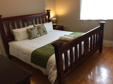 Little River Bed And Breakfast - Melbourne Tourism 25