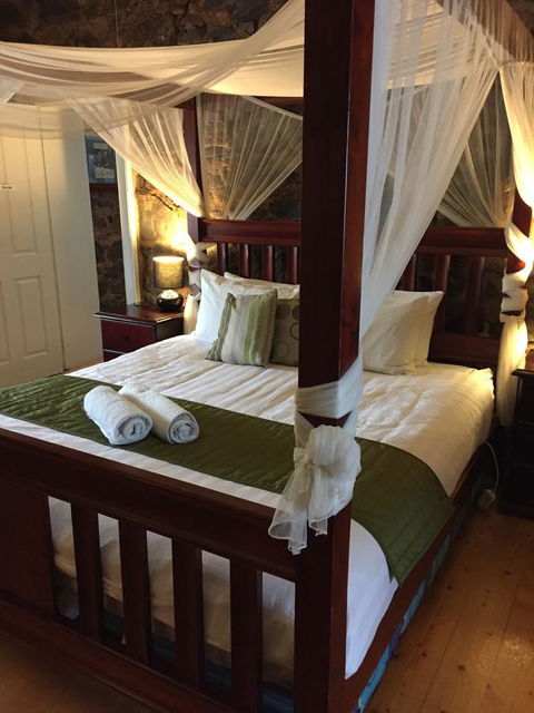 Little River Bed And Breakfast - Melbourne Tourism 9