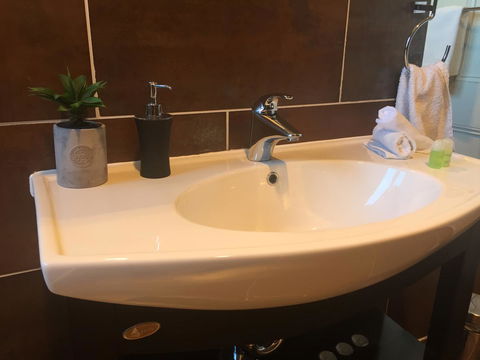 Little River Bed And Breakfast - Melbourne Tourism 27