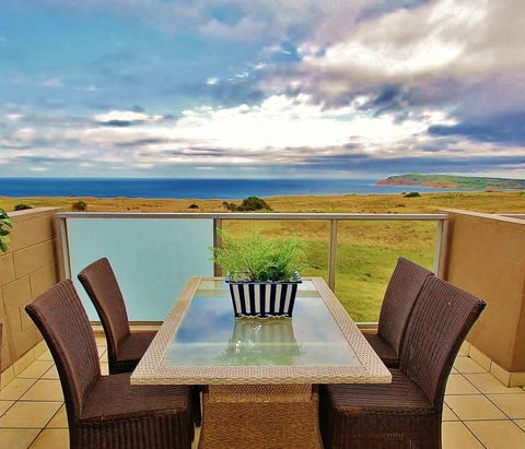 Arcadia Phillip Island - Melbourne Tourism 0