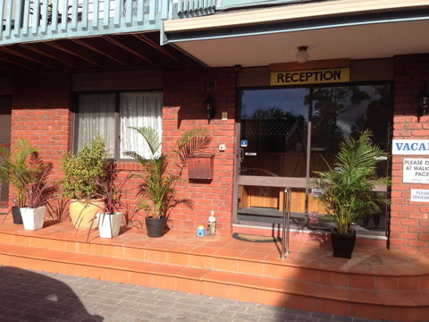 Coachman Motel And Holiday Units - Melbourne Tourism 31