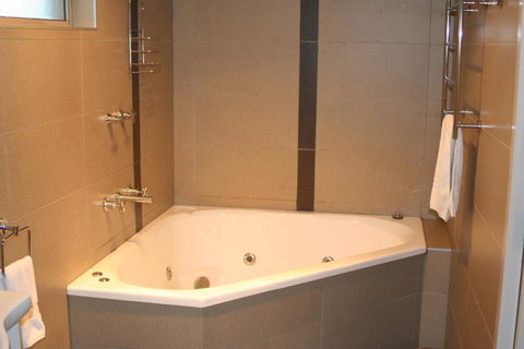 Coachman Motel And Holiday Units - Melbourne Tourism 12