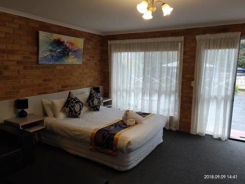 Coachman Motel And Holiday Units - Melbourne Tourism 23