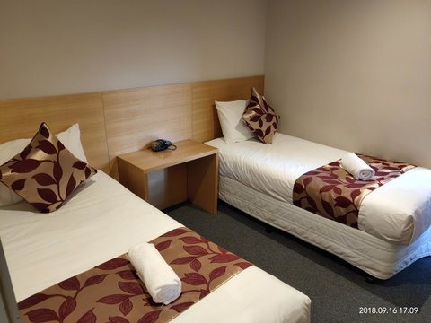 Coachman Motel And Holiday Units - Melbourne Tourism 42