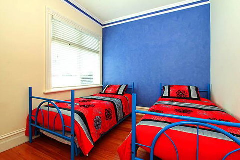 ABC Accommodation - Rosebud - Melbourne Tourism 8