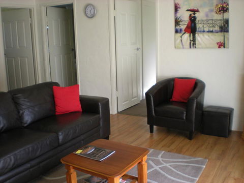 Willow Dene Holiday Apartments - Melbourne Tourism 10