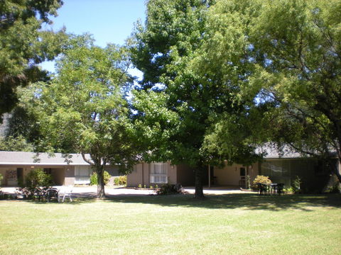 Willow Dene Holiday Apartments - Melbourne Tourism 5