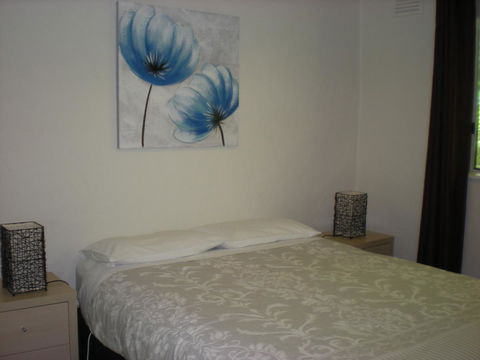 Willow Dene Holiday Apartments - Melbourne Tourism 14