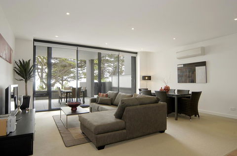 C-Scape Water Front Apartment - Melbourne Tourism 3