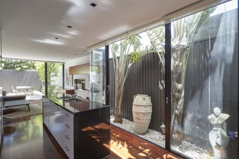 Middle Park In Vogue - Rejuvenate Stays - Melbourne Tourism 17