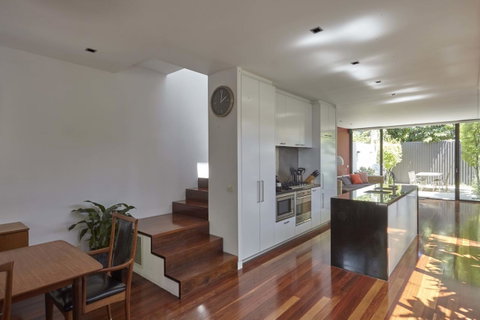 Middle Park In Vogue - Rejuvenate Stays - Melbourne Tourism 4