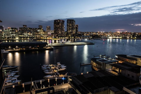 Accent Accommodation@Docklands - Melbourne Tourism 0