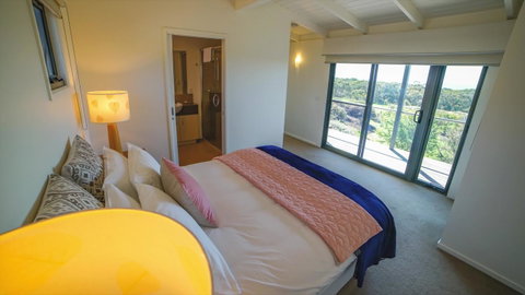 Limosa Rise - Melbourne Tourism 21