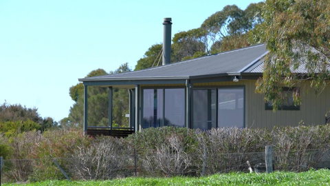 Limosa Rise - Melbourne Tourism 10