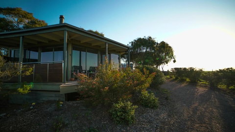 Limosa Rise - Melbourne Tourism 27