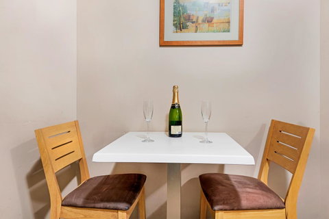 Punt Road Apartment Hotel - Melbourne Tourism 17