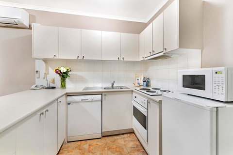 Punt Road Apartment Hotel - Melbourne Tourism 12