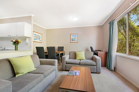 Punt Road Apartment Hotel - Melbourne Tourism 9