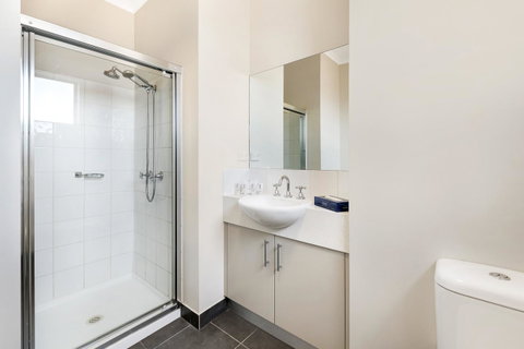 Punt Road Apartment Hotel - Melbourne Tourism 5