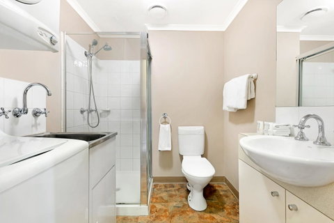 Punt Road Apartment Hotel - Melbourne Tourism 10
