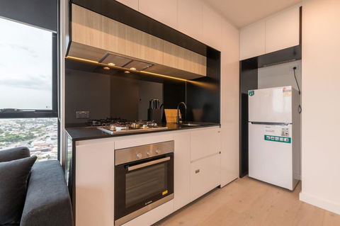 International 2 Bed 2 Bath Apartment - Melbourne Tourism 4