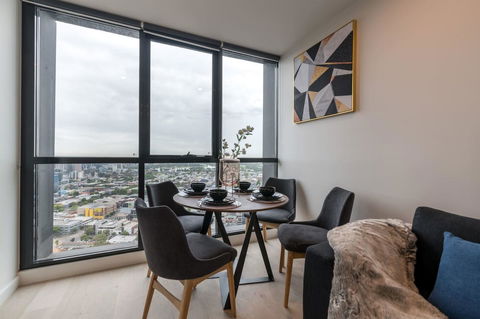 International 2 Bed 2 Bath Apartment - Melbourne Tourism 3