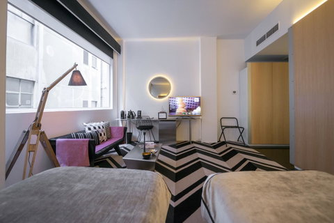 Adelphi Hotel - Melbourne Tourism 32