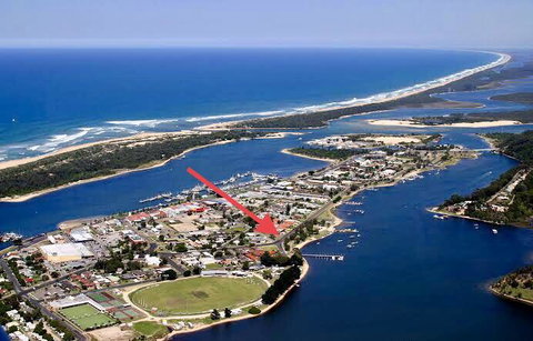 The Wheelhouse - 2BR Waterfront Apt In Town - Melbourne Tourism 16