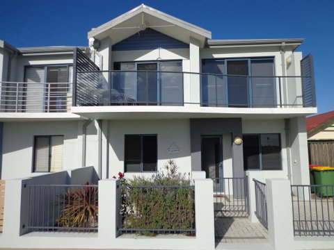 The Beach Villa Bunbury - Melbourne Tourism 0