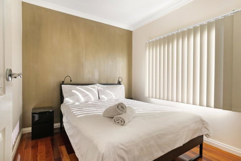 The Bud House - Melbourne Tourism 3