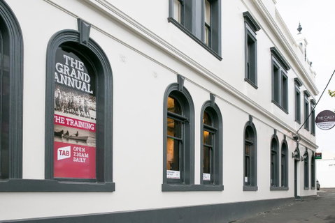 The Cally Hotel - Melbourne Tourism 1