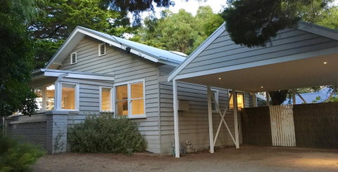 The Cute Beach House - Melbourne Tourism 0