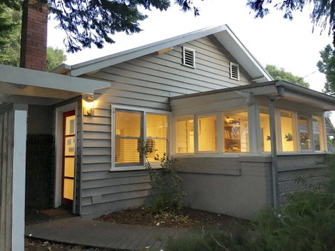The Cute Beach House - Melbourne Tourism 1