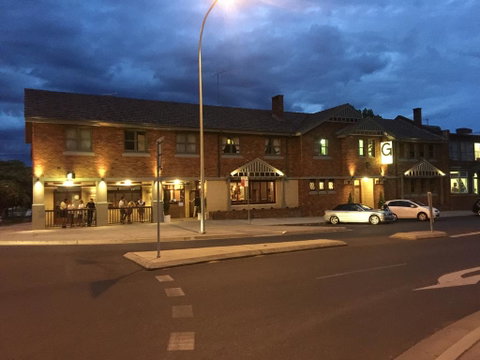 The George Hotel - Melbourne Tourism 0