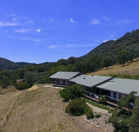 The Homestead at Holmeslgen at Eildon - Melbourne Tourism