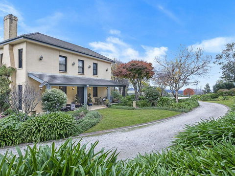 The Lodge @ Linden Hall - Melbourne Tourism 1