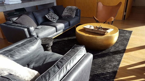 The Longhouse - Suite 3 - Melbourne Tourism 3