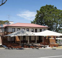 The Oaks Hotel - Melbourne Tourism