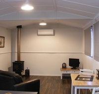 The Old School House BnB - Melbourne Tourism