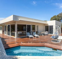 The Sanctuary Stunning. Hot tub spa  Linen - Melbourne Tourism