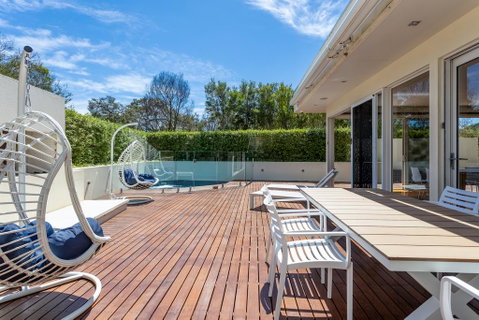 The Sanctuary: Stunning. Hot Tub Spa + Linen - Melbourne Tourism 1