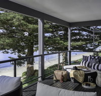 The Seaview - Designer Beachfront House - Melbourne Tourism